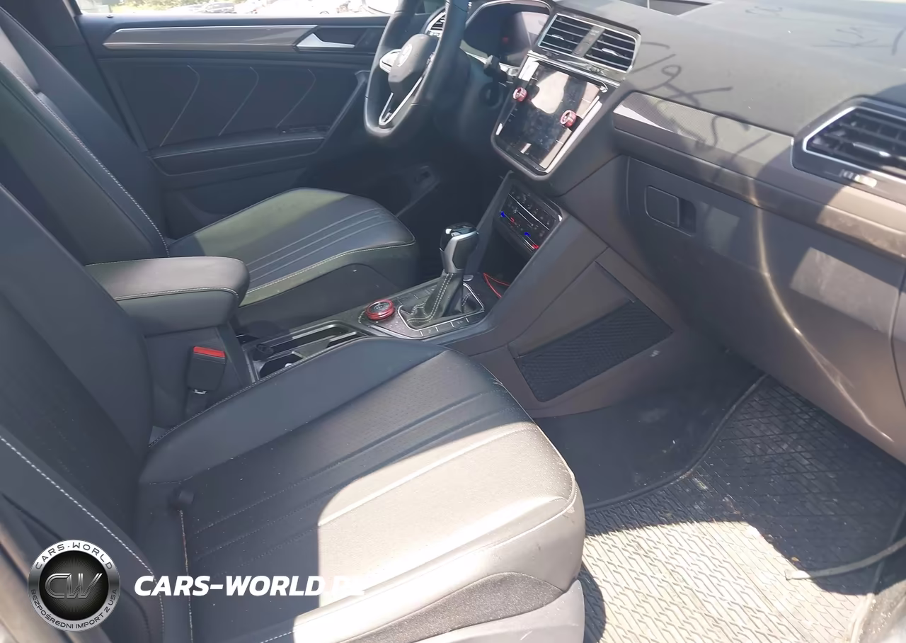2024 Volkswagen Tiguan 2.0T Se R-Line Black VIN:3VV8B7AX6RM031122 - 5