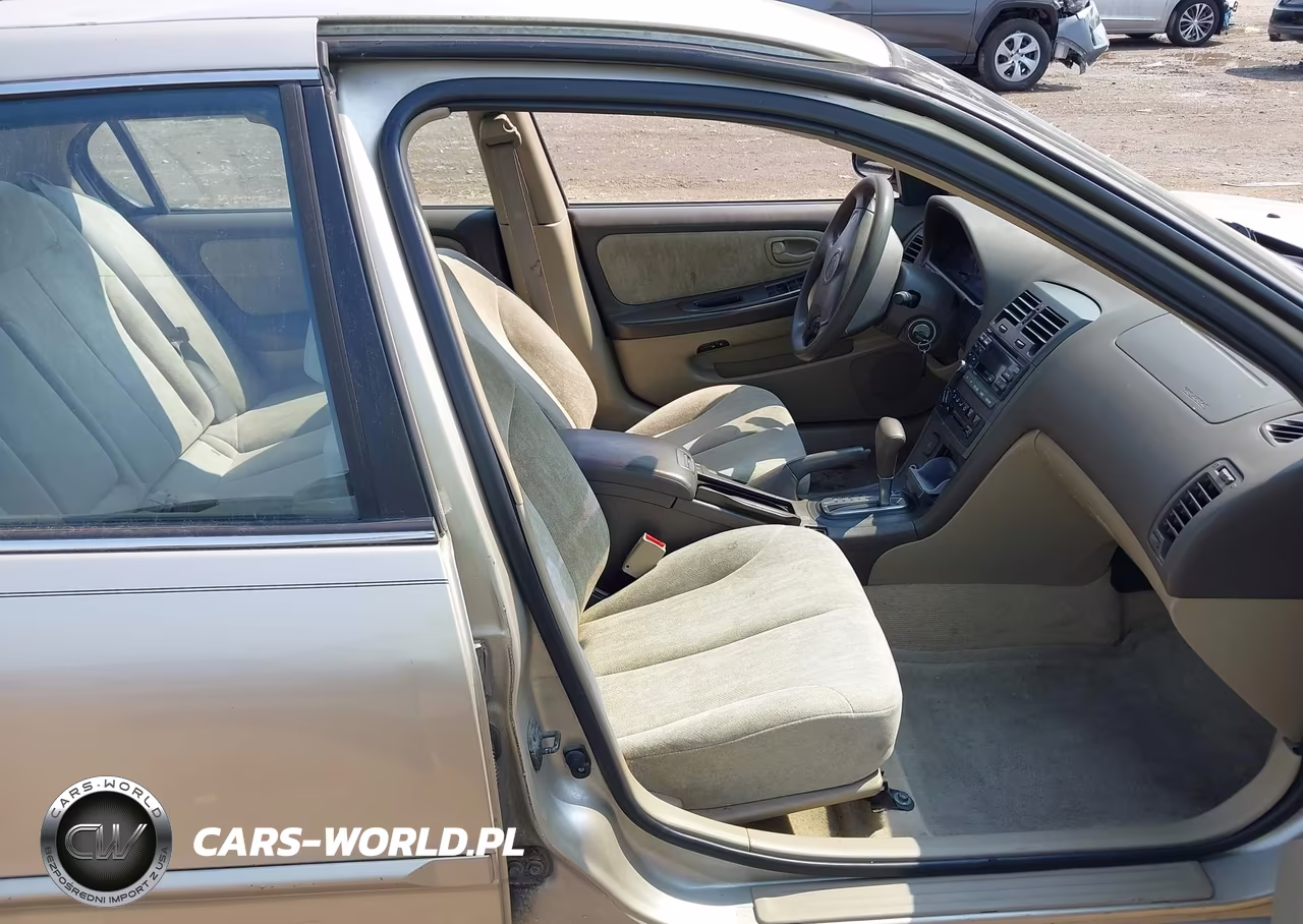 2001 Nissan Maxima Gxe VIN:JN1CA31DX1T627904 - 5