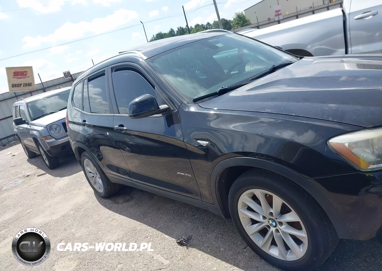 2017 BMW X3 xDrive28I VIN:5UXWX9C5XH0T04741 - 13