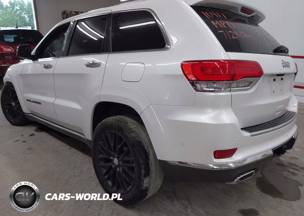 2017 Jeep Grand Cherokee Summit VIN:1C4RJFJT6HC896458 - 3