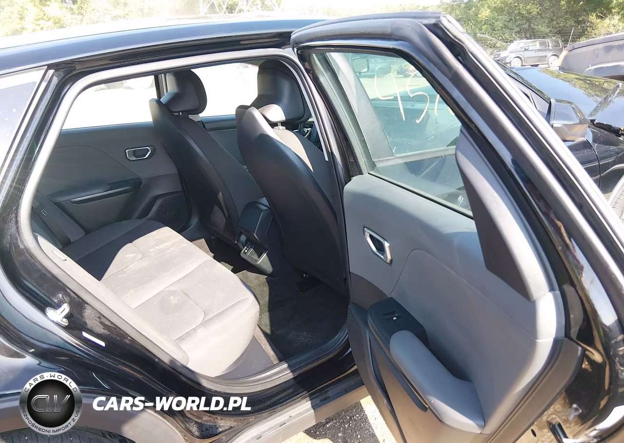2025 Kia K4 Lxs VIN:3KPFT4DE5SE077908 - 8
