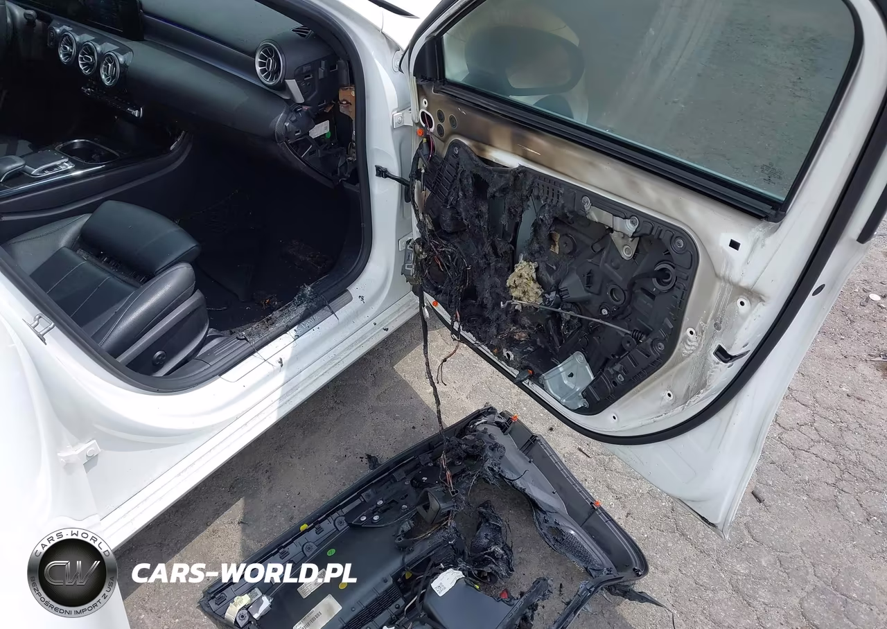 2019 Mercedes-Benz A 220 4Matic VIN:WDD3G4FB0KW010543 - 6