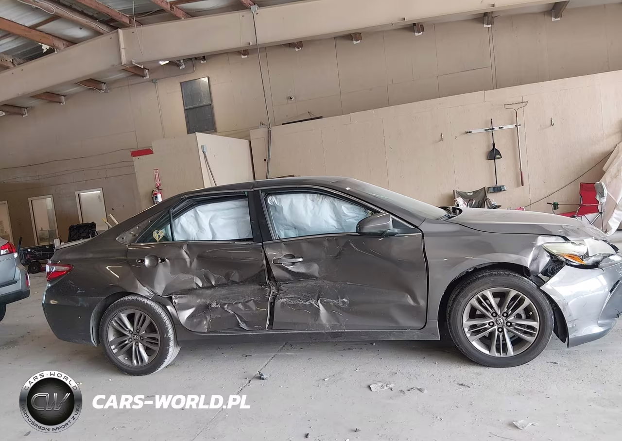2015 Toyota Camry Se VIN:4T1BF1FK4FU493068 - 13