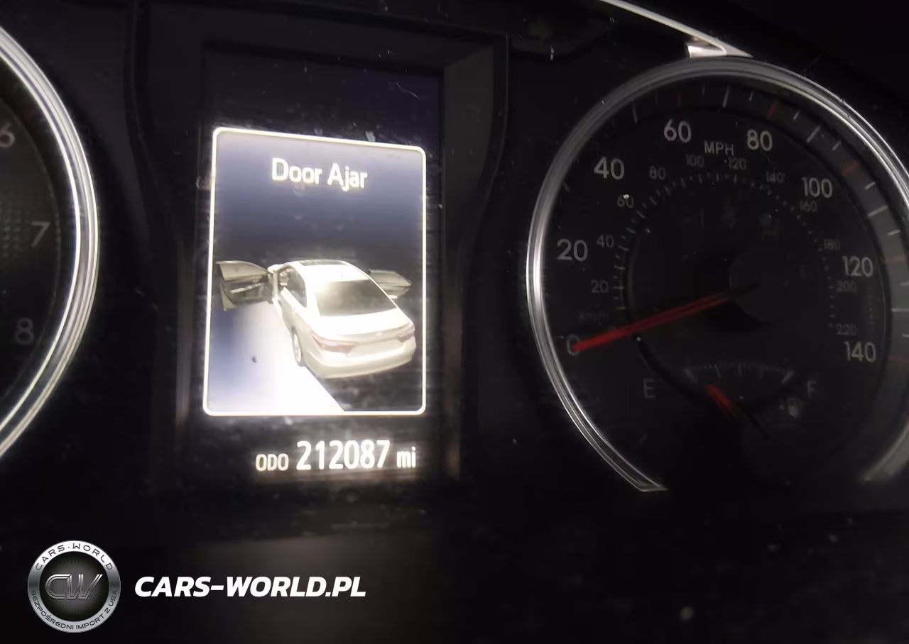 2015 Toyota Camry Se VIN:4T1BF1FK4FU493068 - 15