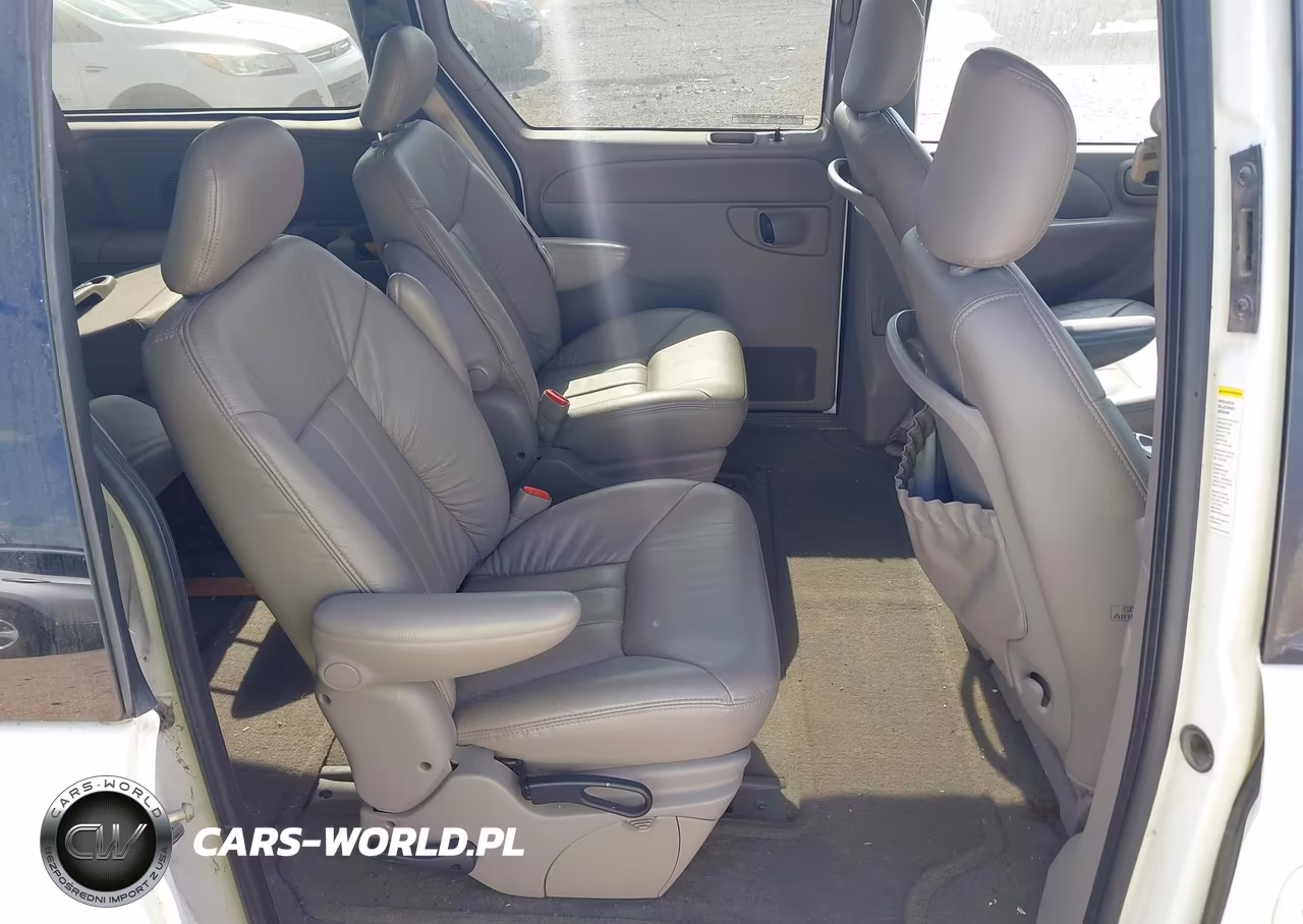 2001 Chrysler Town & Country Lxi VIN:2C8GP54L31R234229 - 8