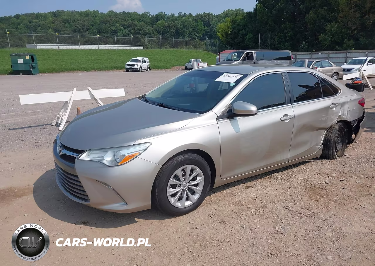 2016 Toyota Camry Le VIN:4T4BF1FK6GR573429 - 2