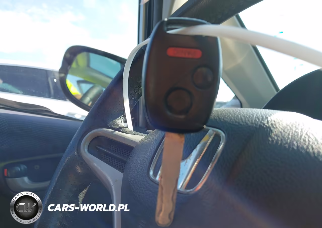 2009 Honda Fit Sport VIN:JHMGE88489S027341 - 11