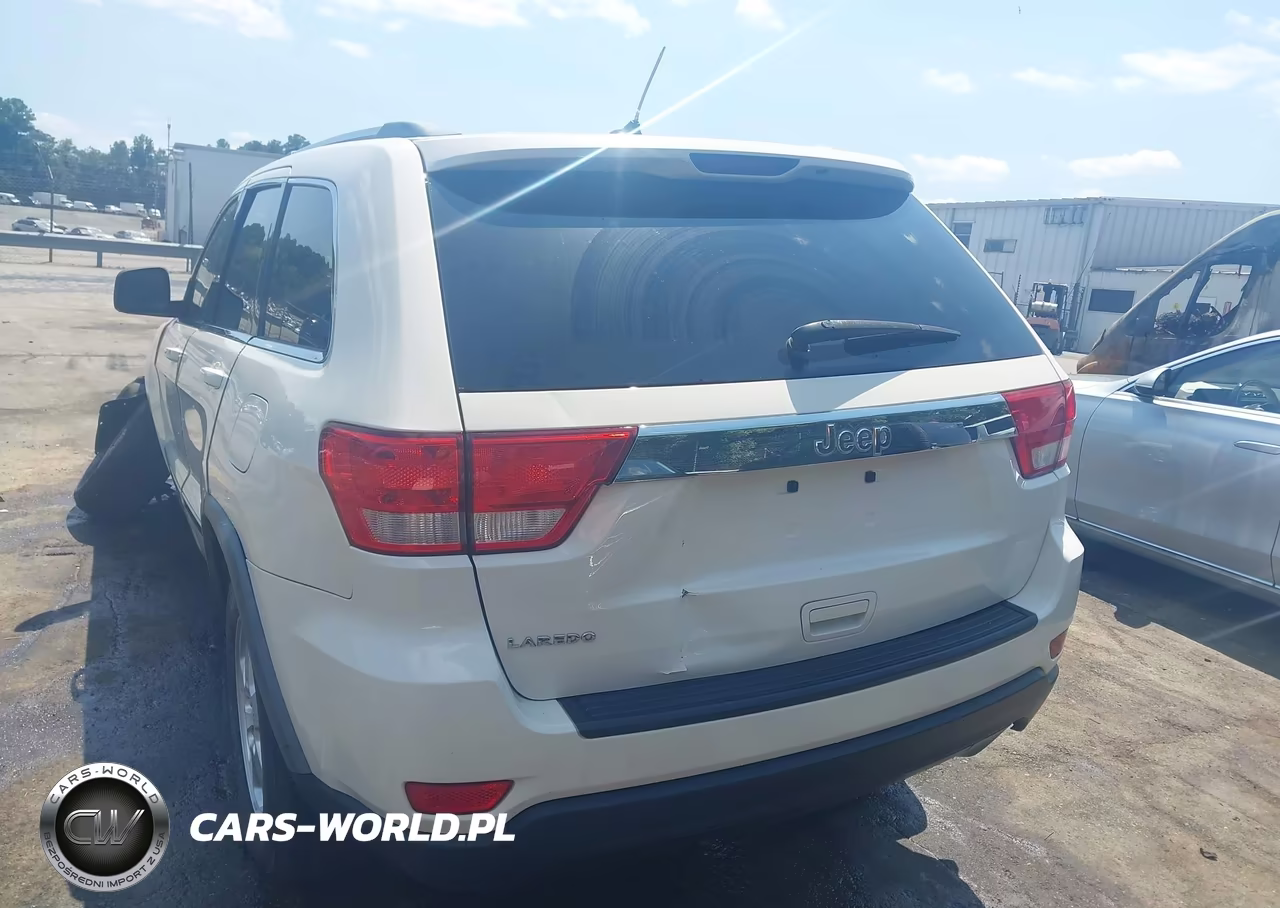 2012 Jeep Grand Cherokee Laredo VIN:1C4RJEAG2CC210003 - 16