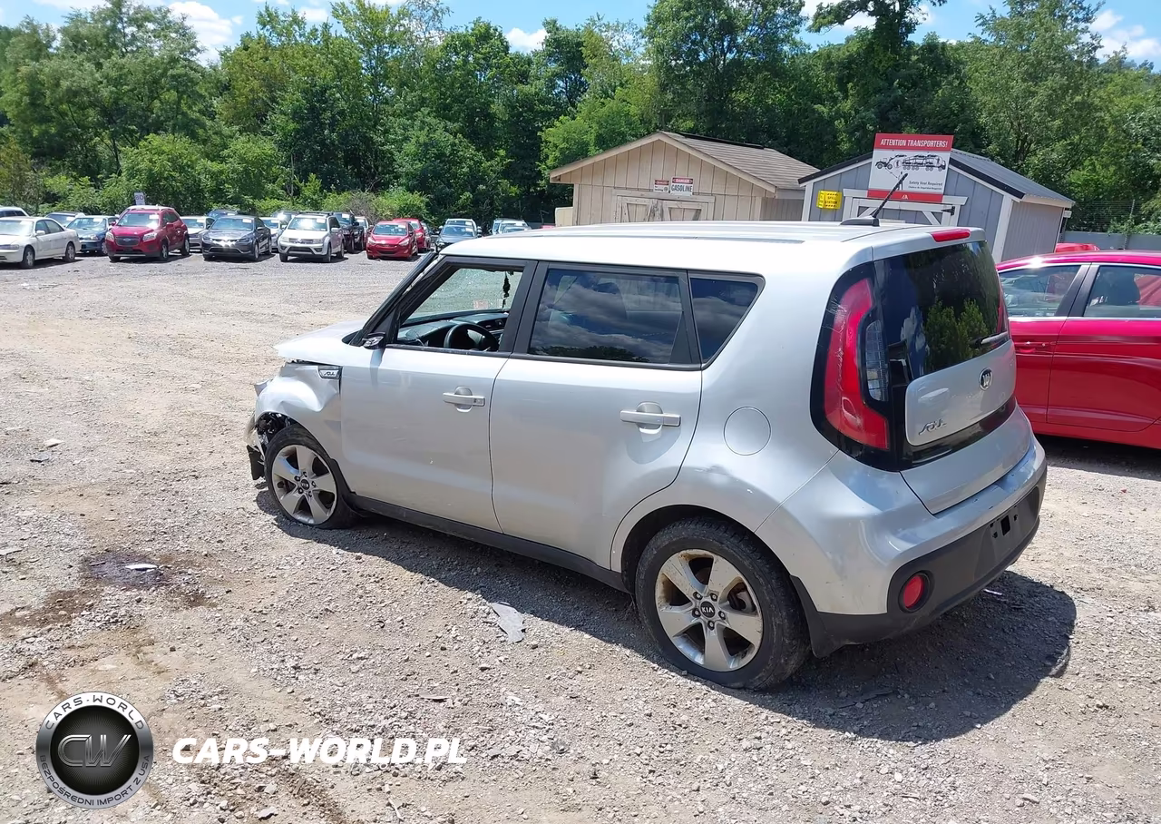 2018 Kia Soul VIN:KNDJN2A24J7548707 - 3