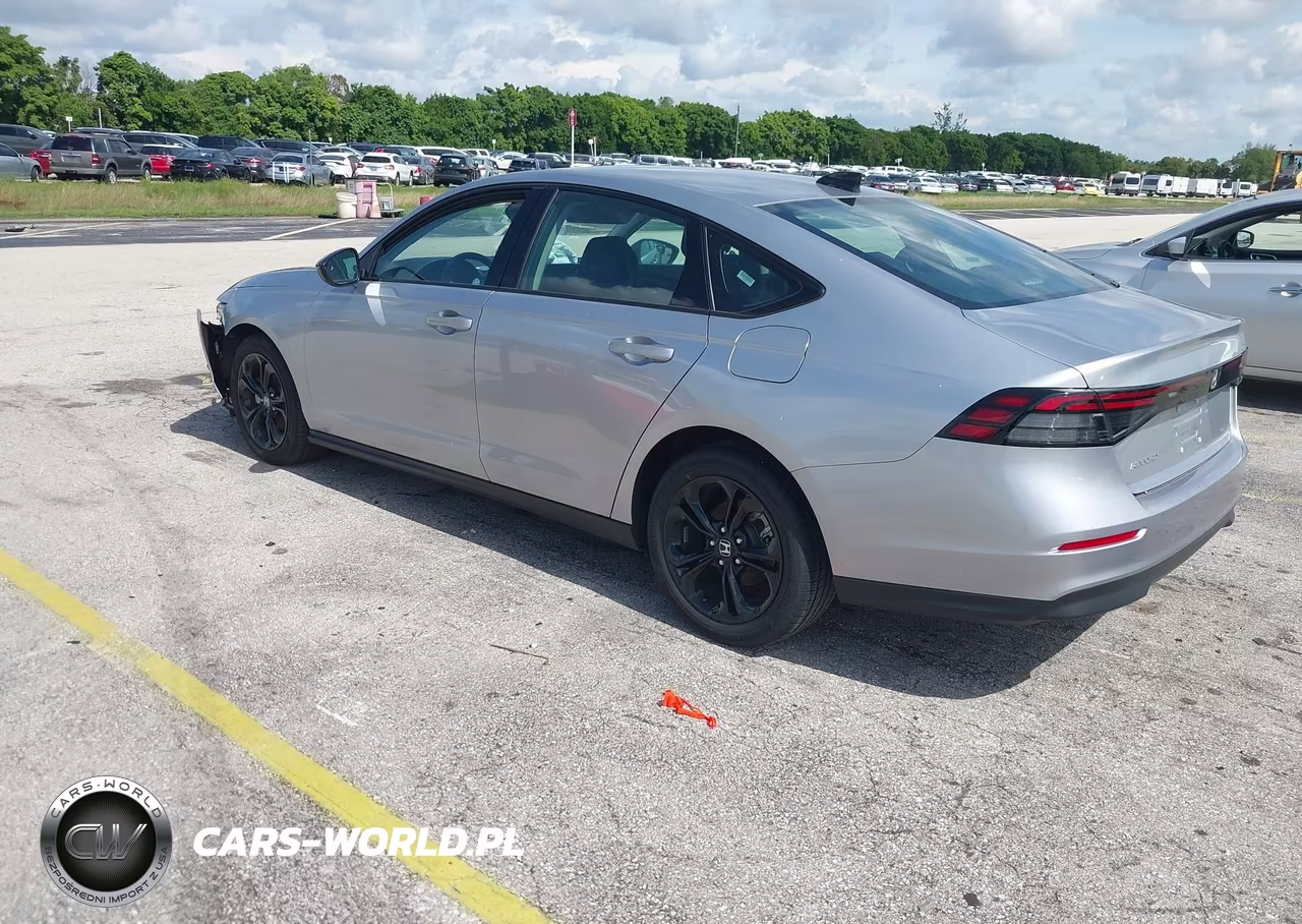 2025 Honda Accord Se VIN:1HGCY1F46SA088542 - 3