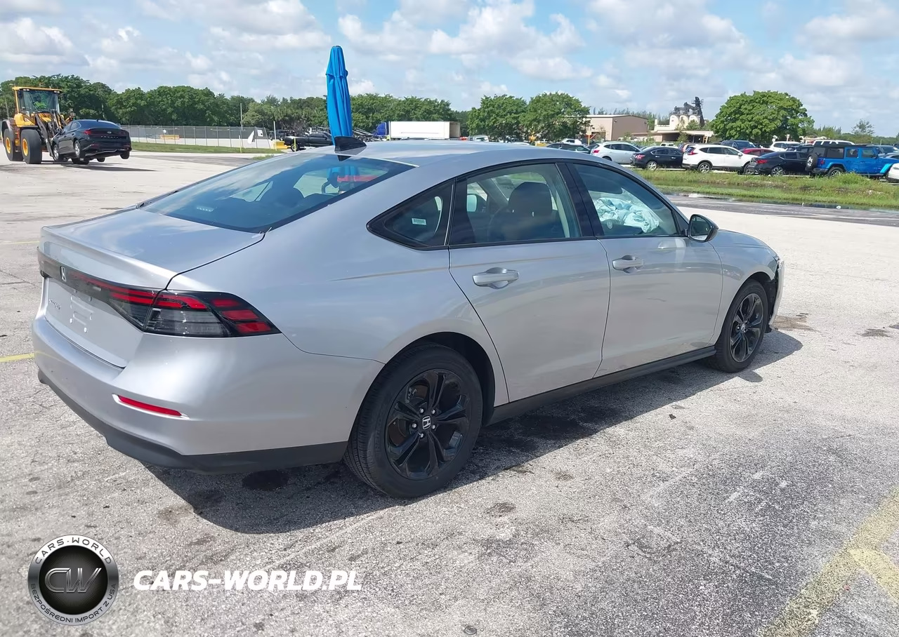 2025 Honda Accord Se VIN:1HGCY1F46SA088542 - 4