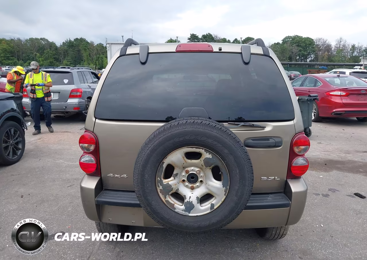 2006 Jeep Liberty Sport VIN:1J4GL48K86W210137 - 16