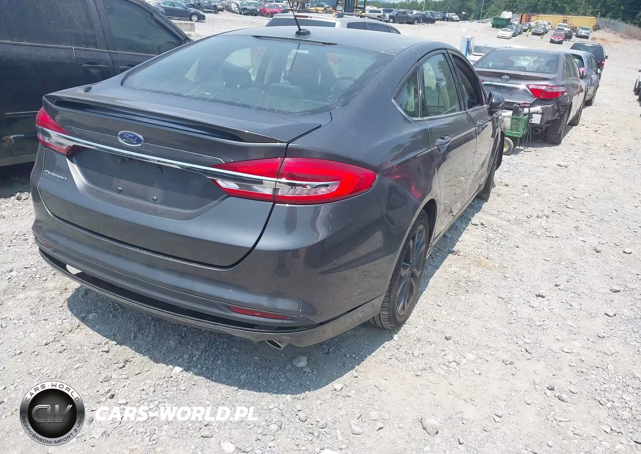 2018 Ford Fusion S VIN:3FA6P0G74JR200394 - 4
