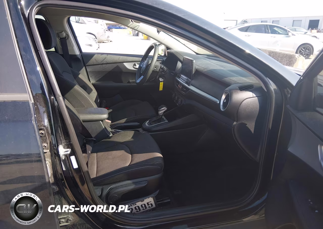 2024 Kia Forte Lxs VIN:3KPF24AD1RE837793 - 5