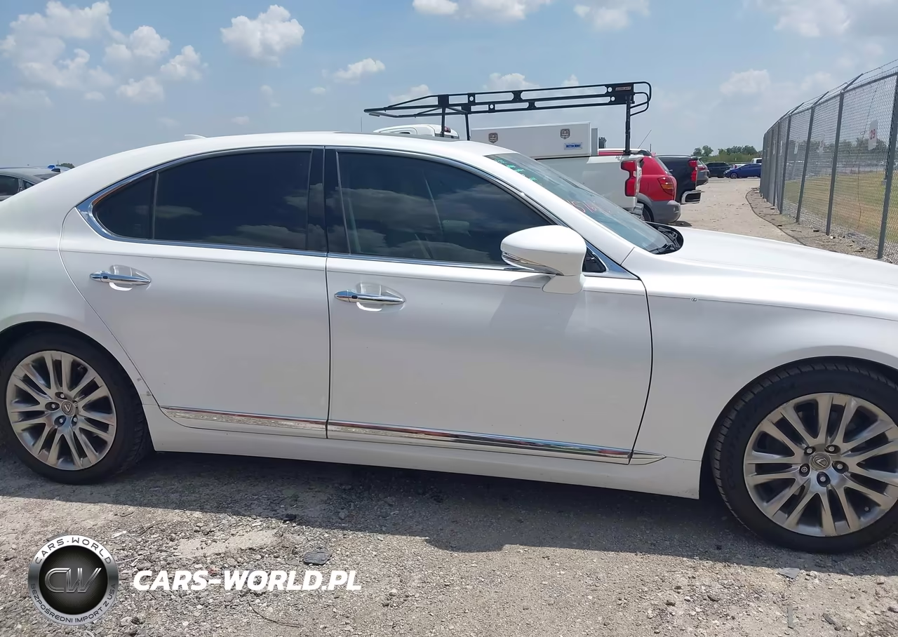 2015 Lexus Ls 460 VIN:JTHBL5EF6F5135469 - 13