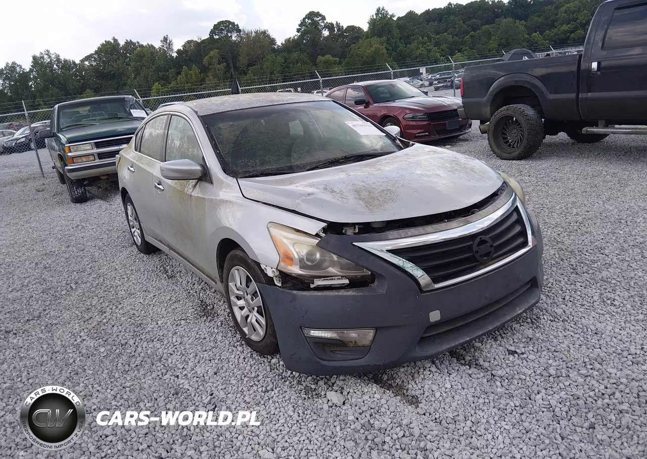2014 Nissan Altima 2.5 S – zdjęcie 1 z 11