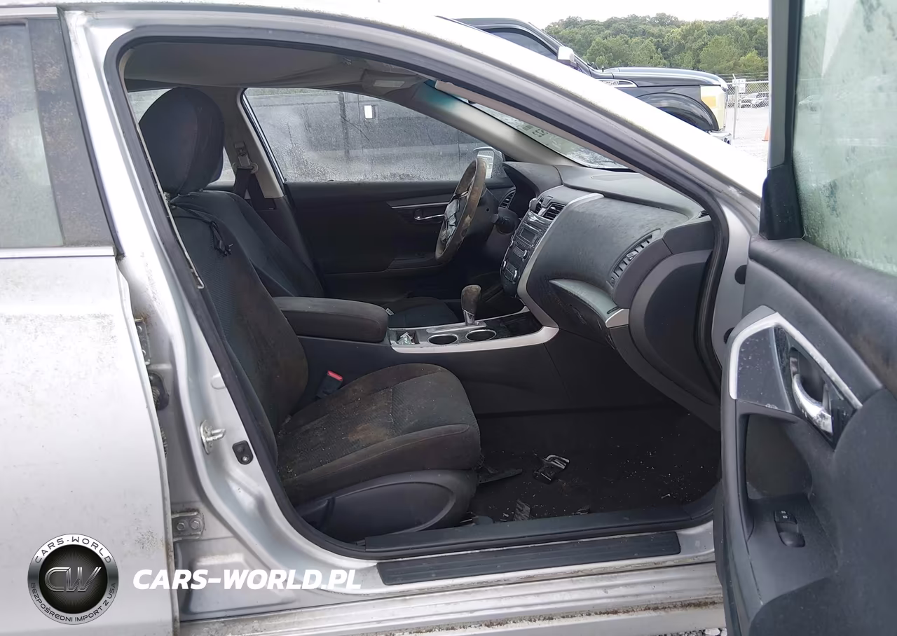 2014 Nissan Altima 2.5 S VIN:1N4AL3AP3EN220838 - 5