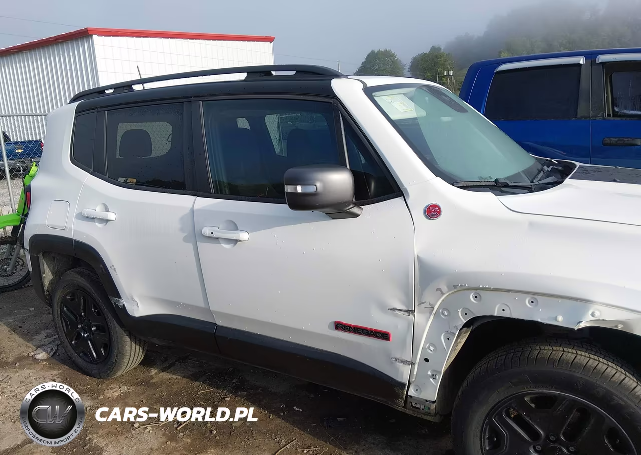 2018 Jeep Renegade Trailhawk 4X4 VIN:ZACCJBCB0JPH64722 - 13