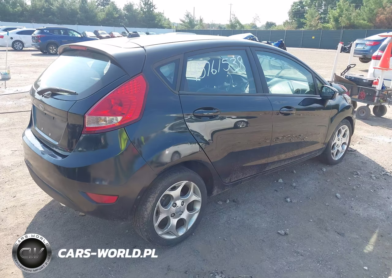 2011 Ford Fiesta Ses VIN:3FADP4FJ0BM162768 - 4