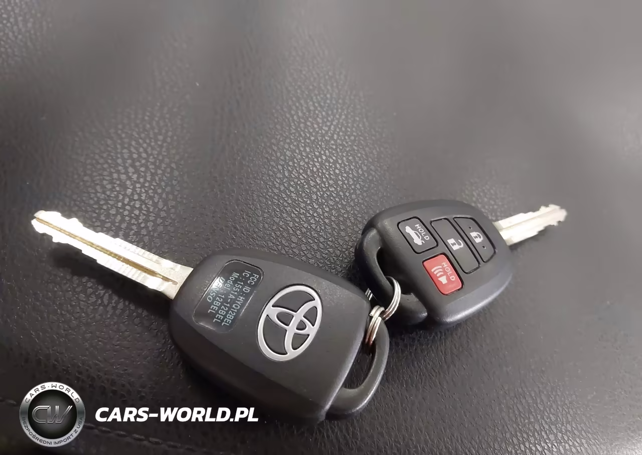 2015 Toyota Corolla S Plus VIN:2T1BURHE0FC315915 - 11