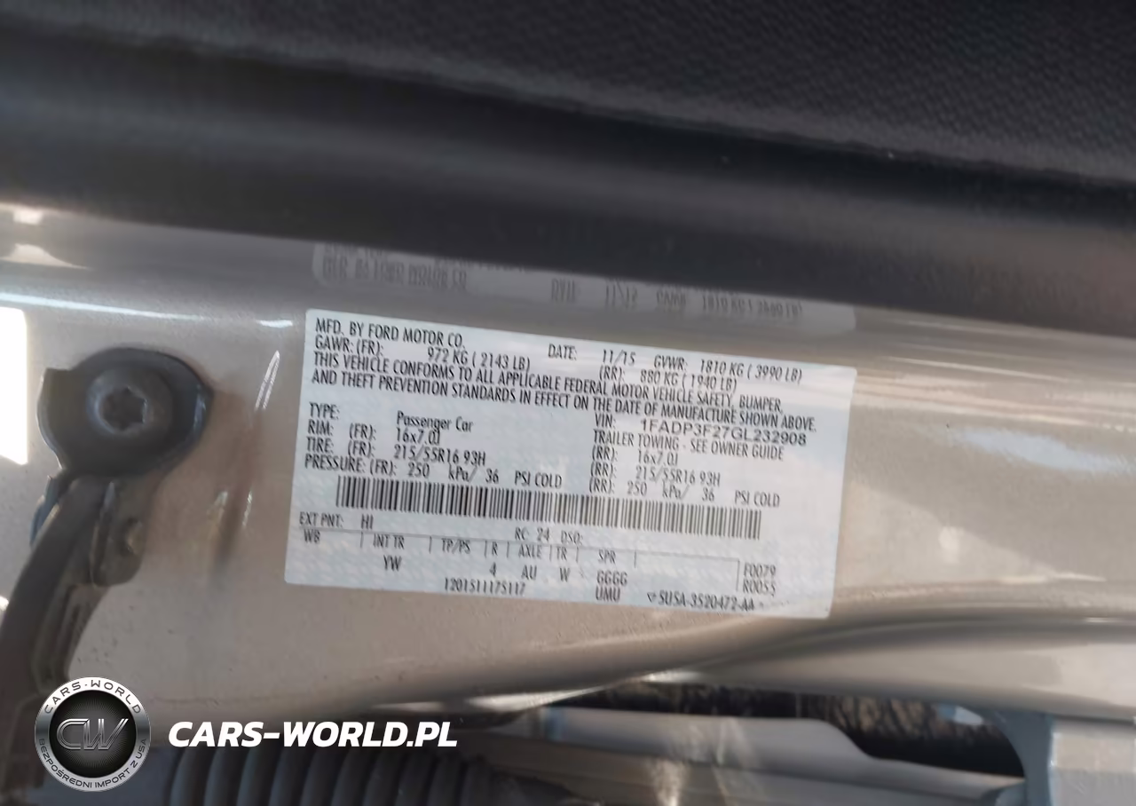 2016 Ford Focus Se VIN:1FADP3F27GL232908 - 9