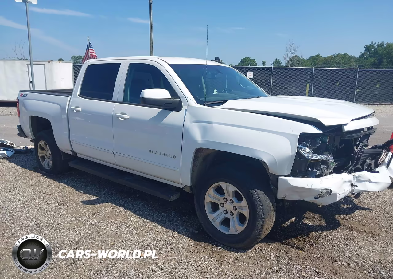 2018 Chevrolet Silverado 1500 2Lt VIN:3GCUKREC3JG645872 - 1