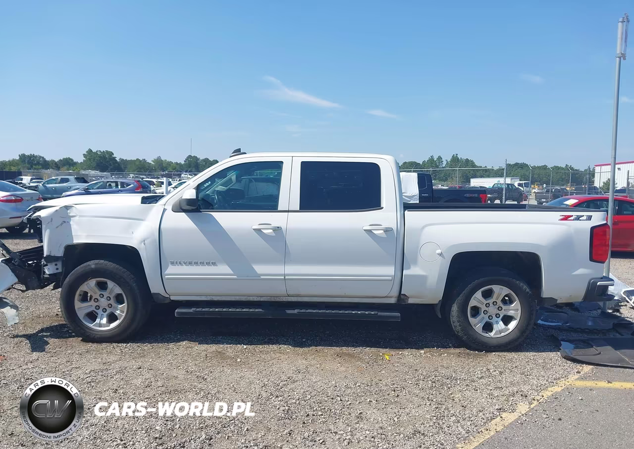 2018 Chevrolet Silverado 1500 2Lt VIN:3GCUKREC3JG645872 - 15