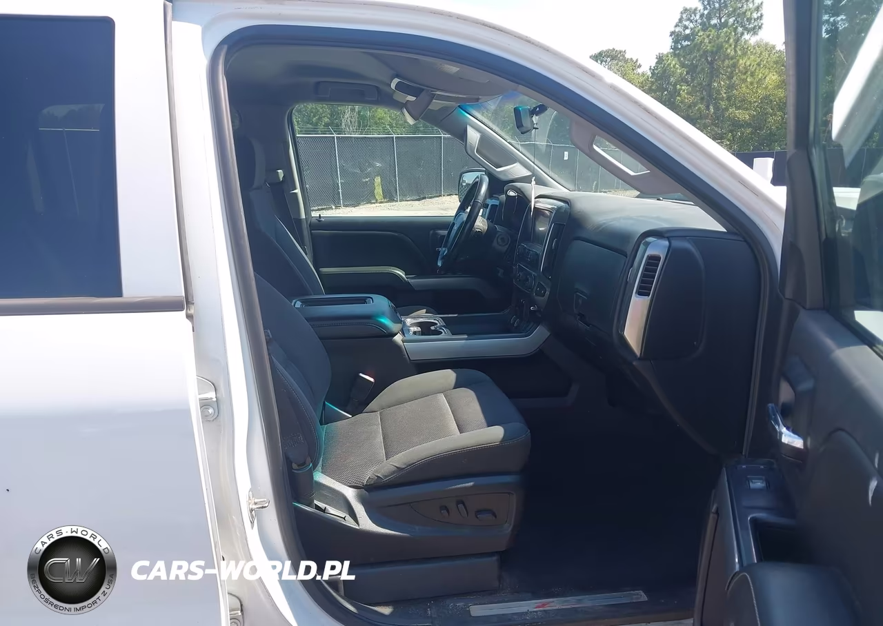 2018 Chevrolet Silverado 1500 2Lt VIN:3GCUKREC3JG645872 - 5