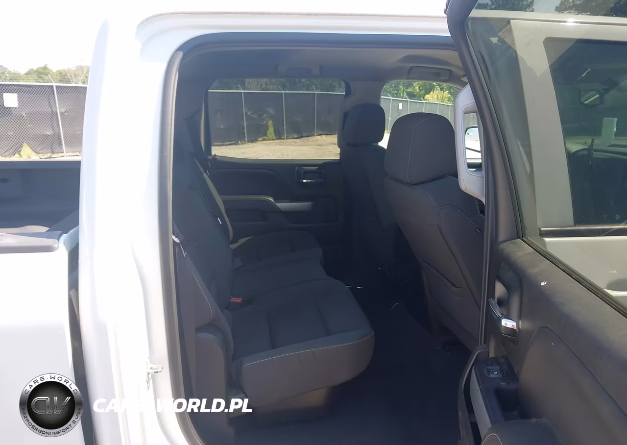 2018 Chevrolet Silverado 1500 2Lt VIN:3GCUKREC3JG645872 - 8