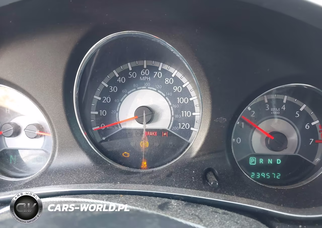 2012 Chrysler 200 Touring VIN:1C3CCBBB9CN169461 - 7