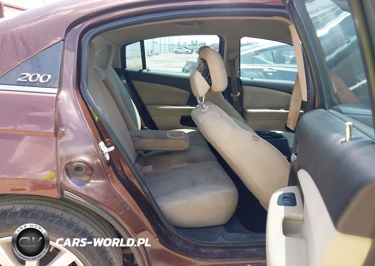 2012 Chrysler 200 Touring VIN:1C3CCBBB9CN169461 - 8