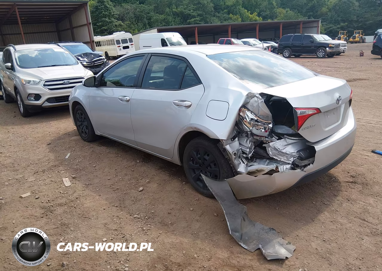 2014 Toyota Corolla Le VIN:2T1BURHE9EC138103 - 3