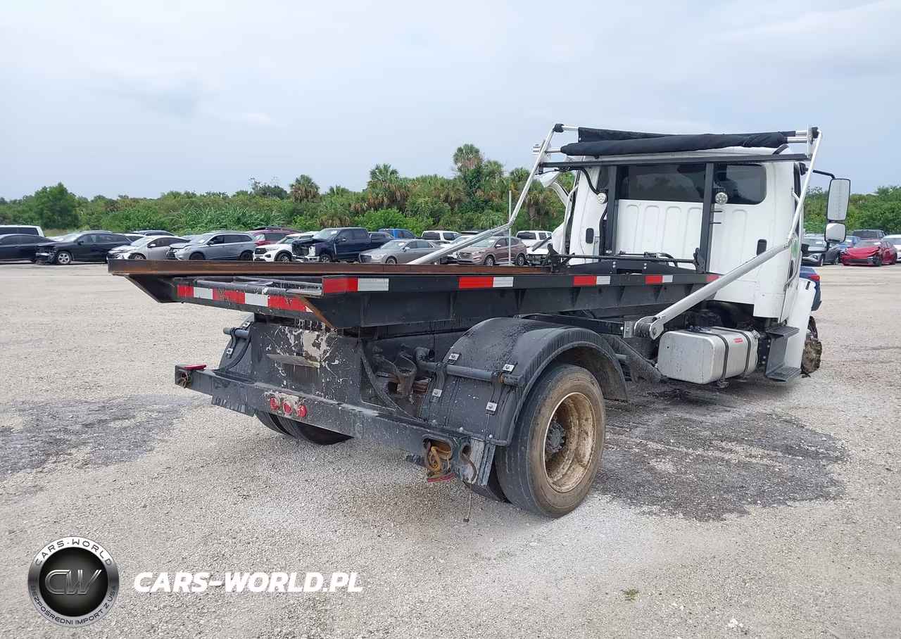 2018 Freightliner M2 106 VIN:3ALACWFDXJDJV1689 - 4