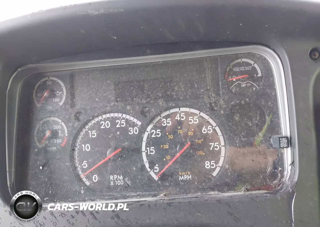 2018 Freightliner M2 106 VIN:3ALACWFDXJDJV1689 - 5