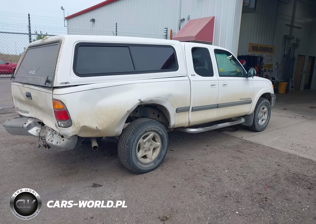 2000 Toyota Tundra Sr5 V8 VIN:5TBRT3416YS052415 - 4