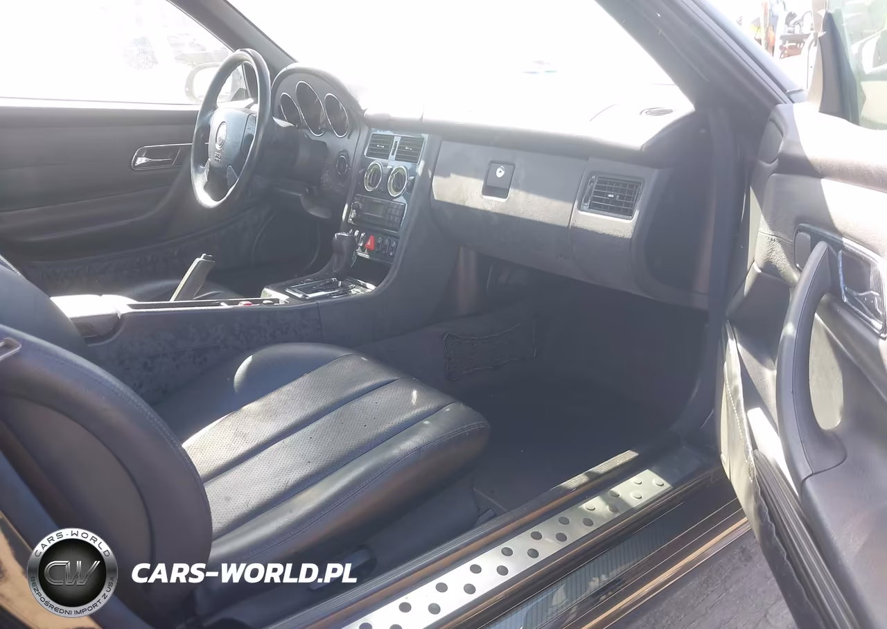 2000 Mercedes-Benz Slk 230 Kompressor VIN:WDBKK47F9YF145386 - 5