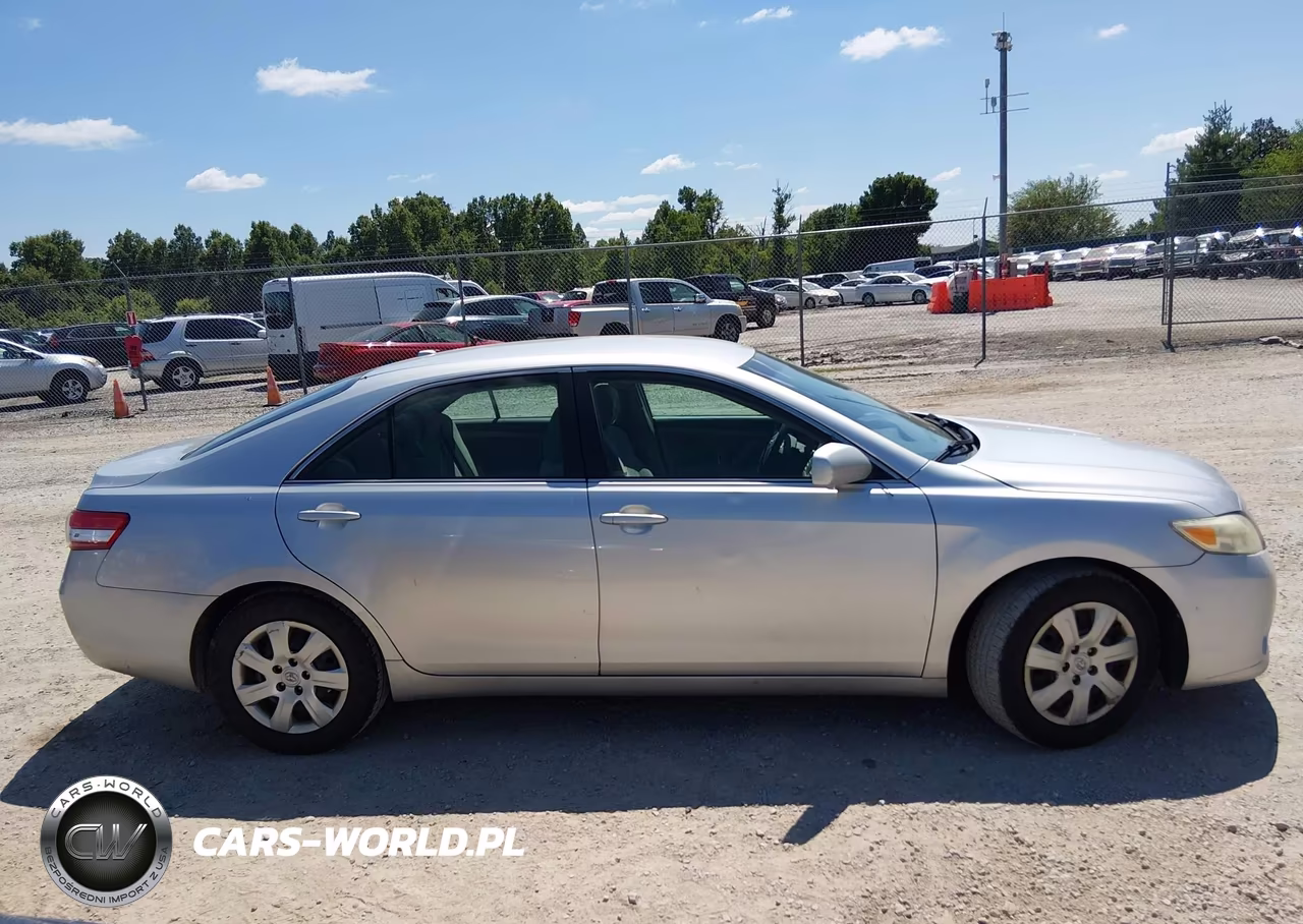 2011 Toyota Camry Le VIN:4T1BF3EK2BU777340 - 15