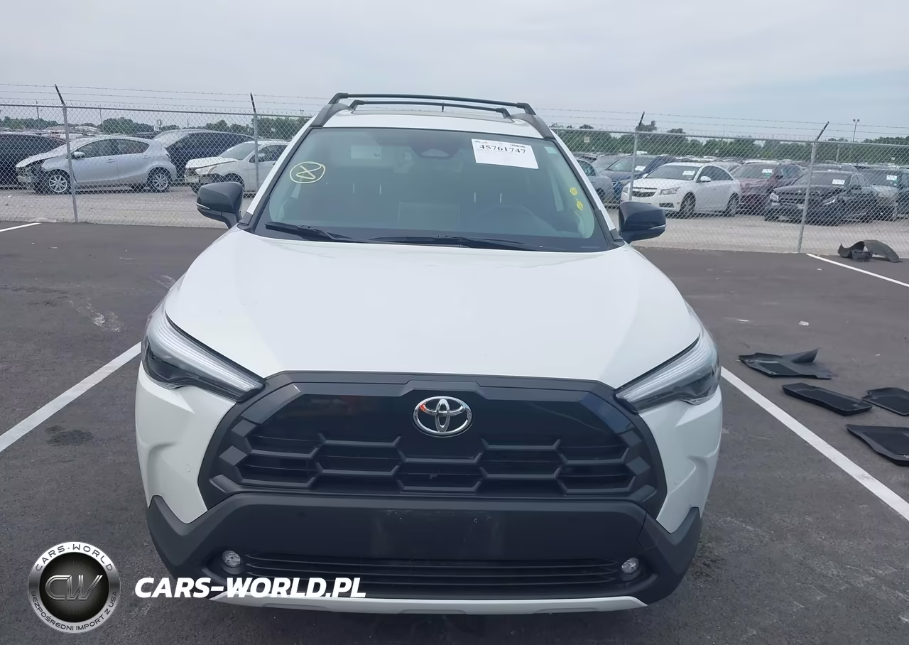 2026 Toyota Corolla Cross Xle VIN:7MUDAABG6TV160647 - 12