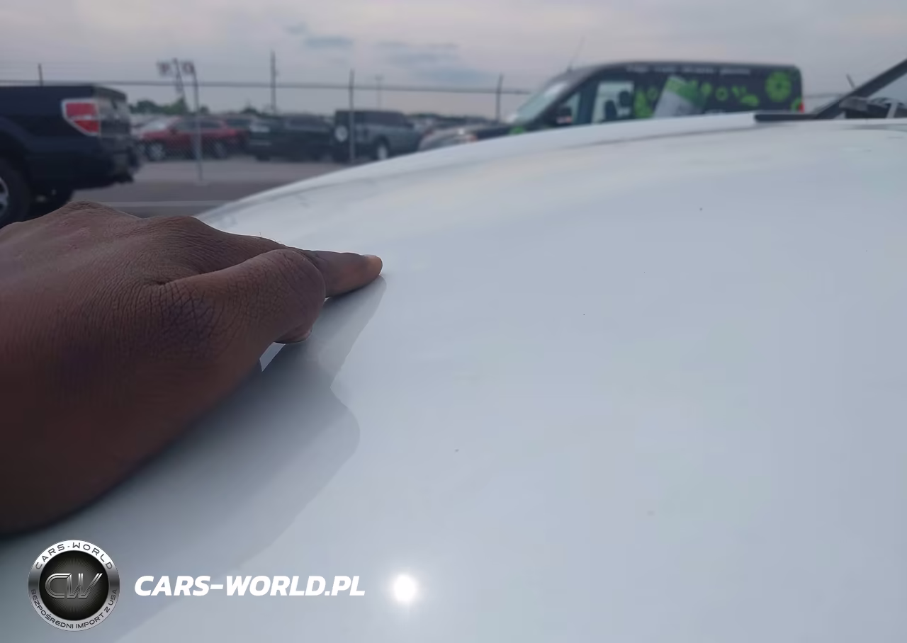 2026 Toyota Corolla Cross Xle VIN:7MUDAABG6TV160647 - 6