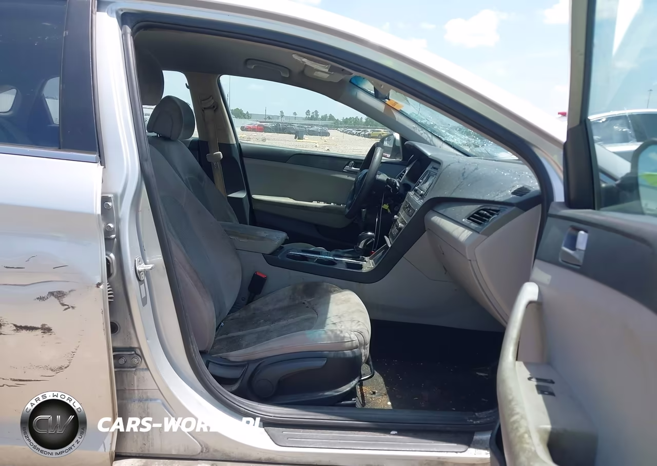 2017 Hyundai Sonata VIN:5NPE24AF4HH521277 - 5