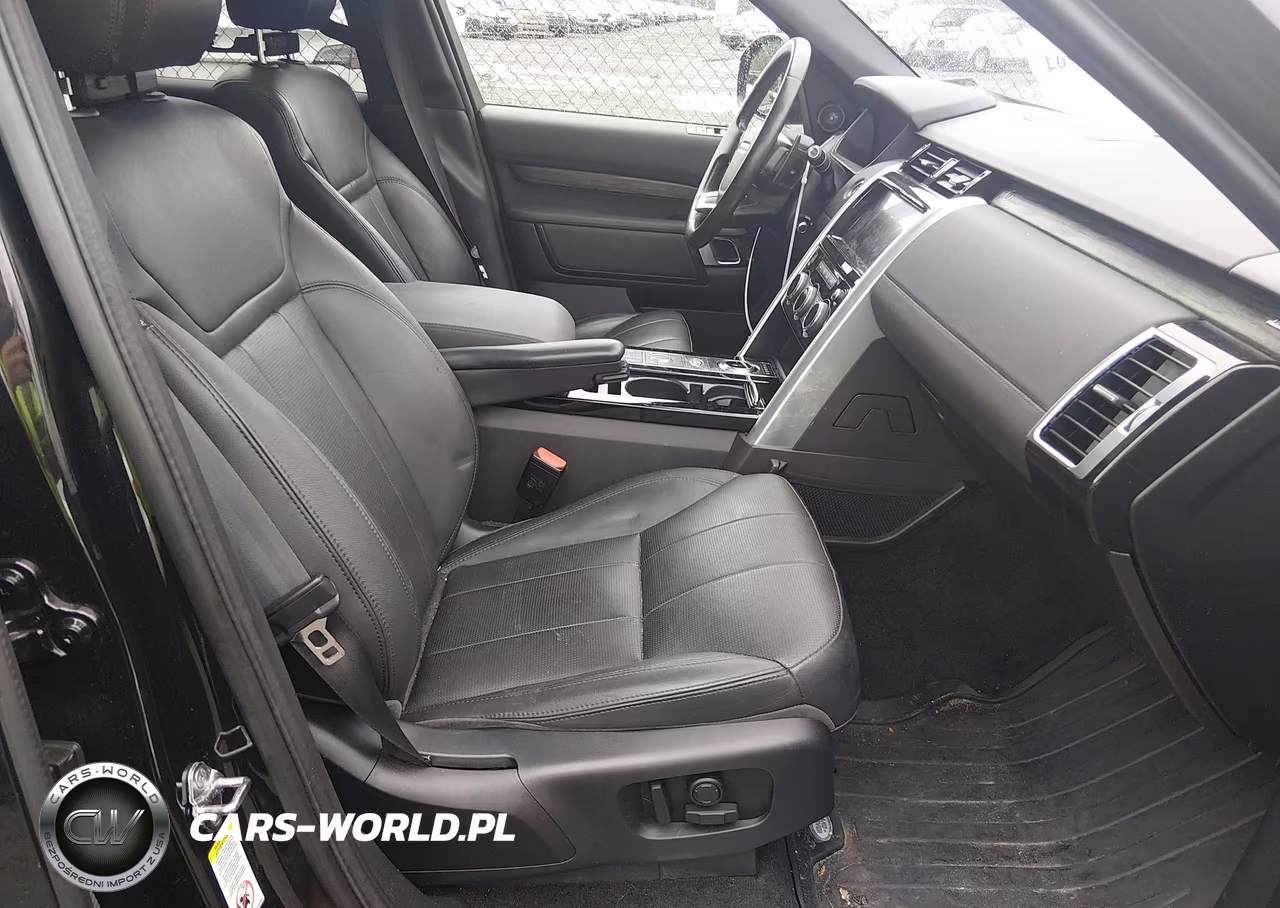 2019 Land Rover Discovery Hse VIN:SALRR2RVXK2401708 - 5