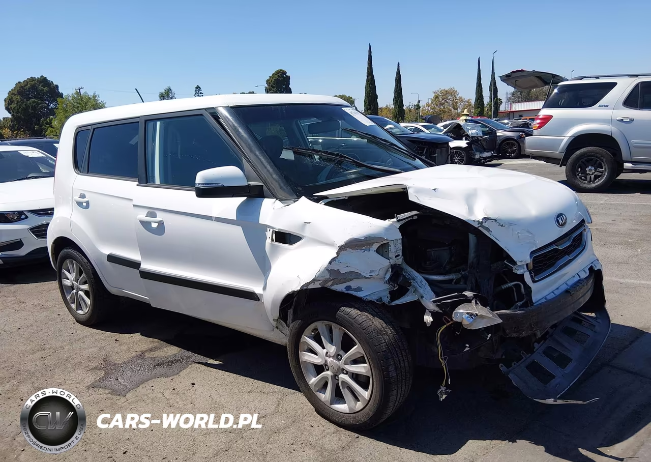 2013 Kia Soul + VIN:KNDJT2A6XD7777258 - 13