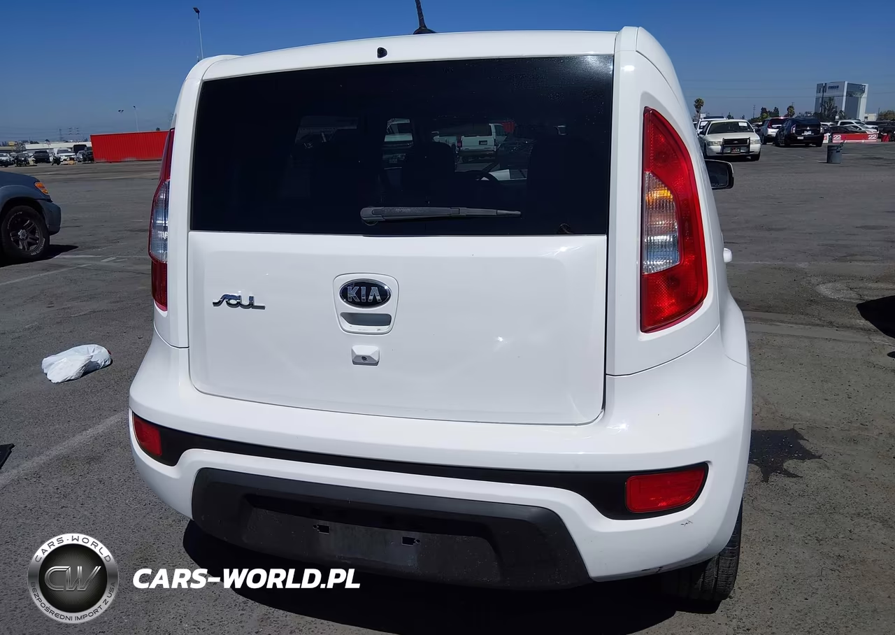 2013 Kia Soul + VIN:KNDJT2A6XD7777258 - 16