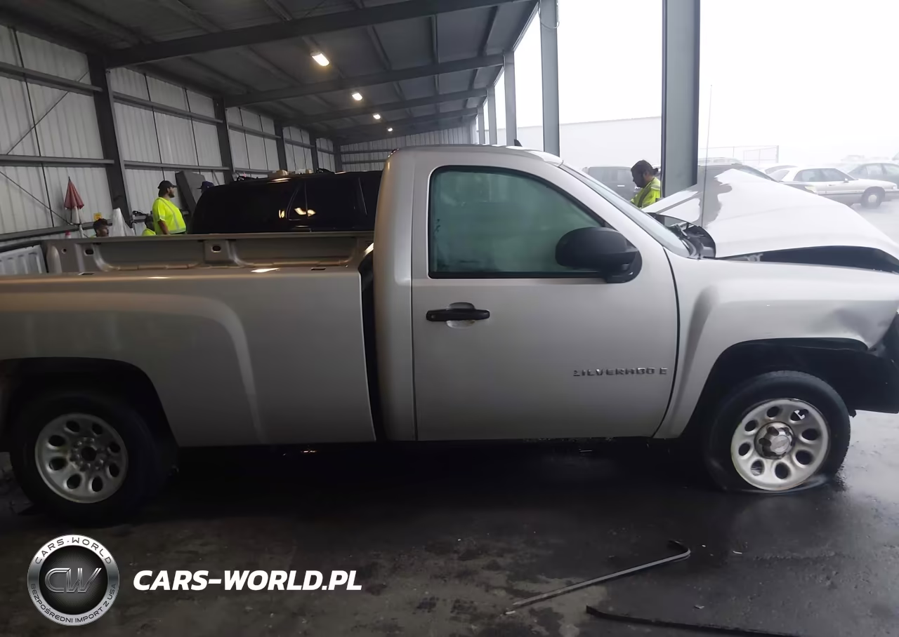 2007 Chevrolet Silverado 1500 Work Truck VIN:1GCEC14C77E537579 - 13