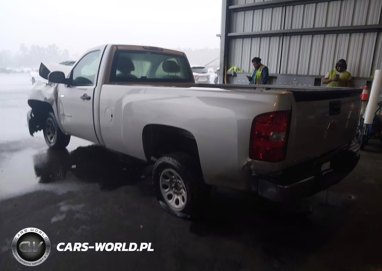 2007 Chevrolet Silverado 1500 Work Truck VIN:1GCEC14C77E537579 - 3