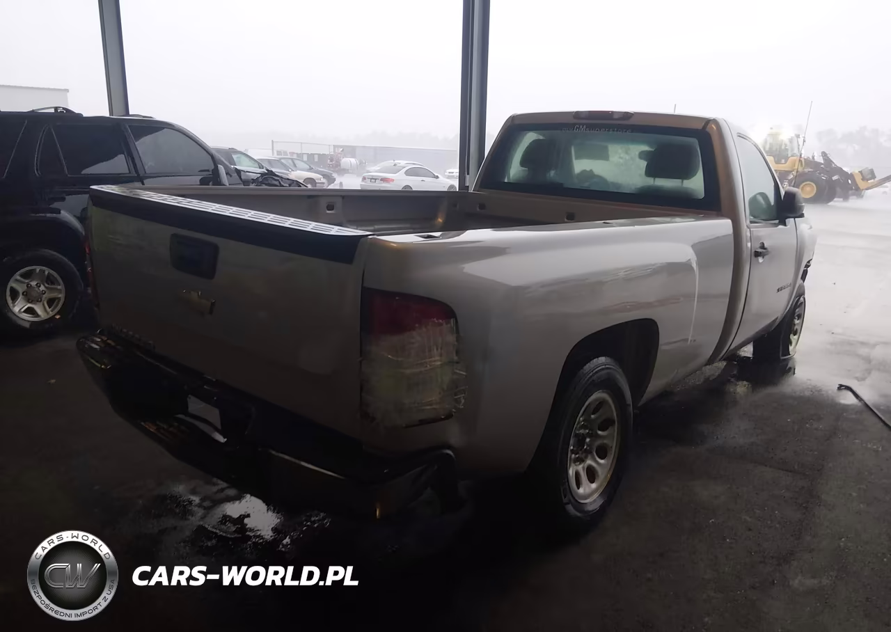 2007 Chevrolet Silverado 1500 Work Truck VIN:1GCEC14C77E537579 - 4