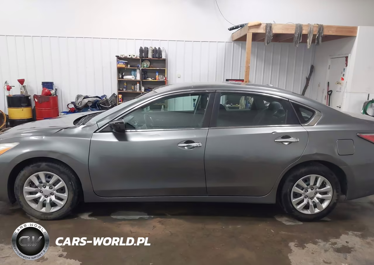 2015 Nissan Altima 2.5 VIN:1N4AL3AP8FC421213 - 14