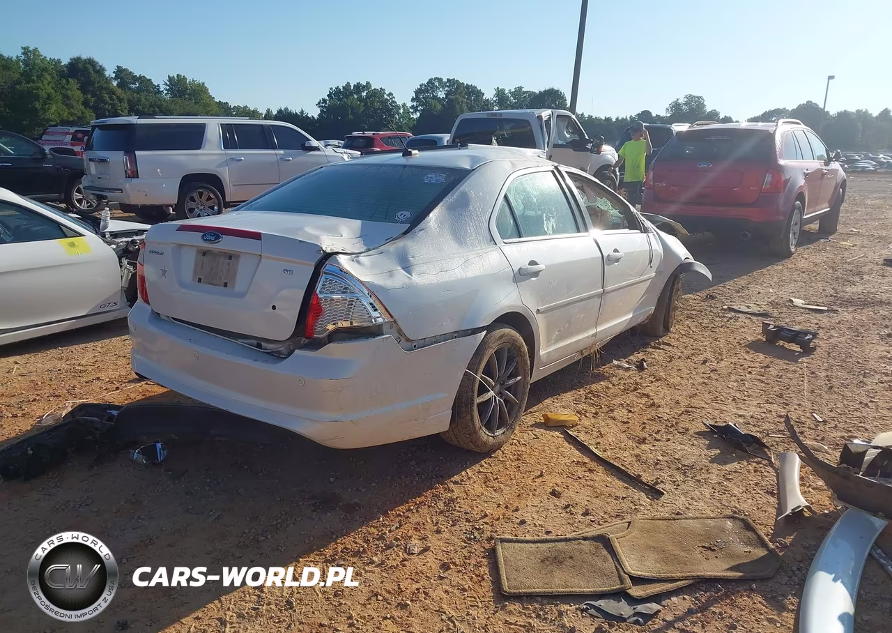 2010 Ford Fusion Se VIN:3FAHP0HA1AR116164 - 4
