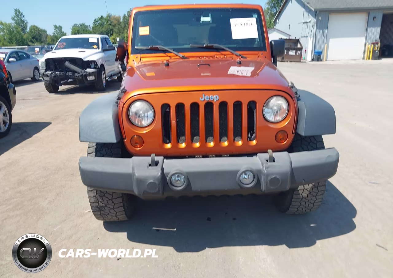 2011 Jeep Wrangler Unlimited Sport VIN:1J4BA3H1XBL510646 - 12