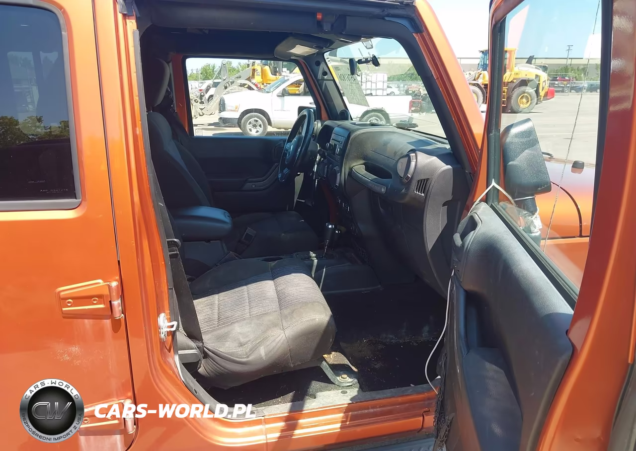 2011 Jeep Wrangler Unlimited Sport VIN:1J4BA3H1XBL510646 - 5